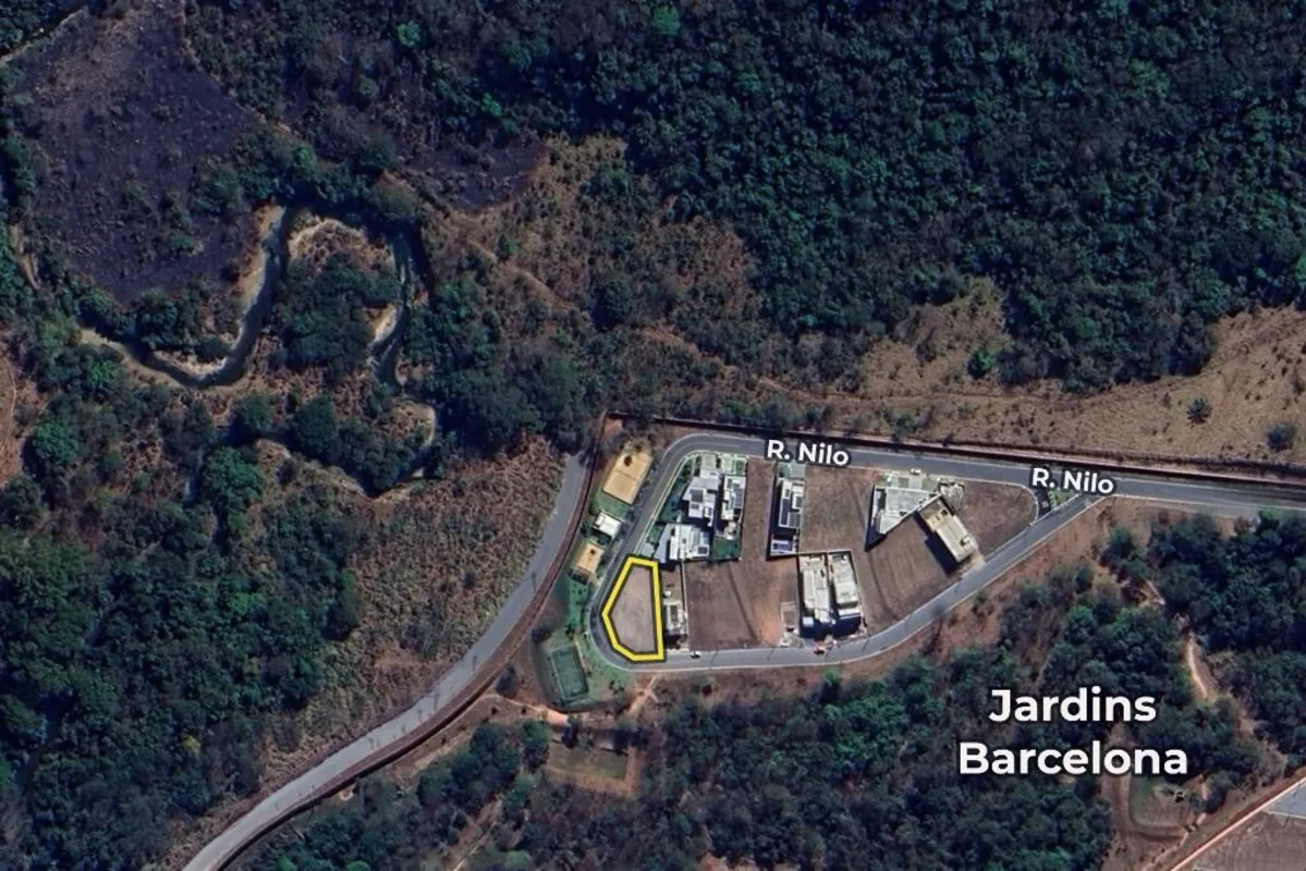 Terreno à venda- Jardins Barcelona - Senador Canedo/GOTerreno de esquina na part...