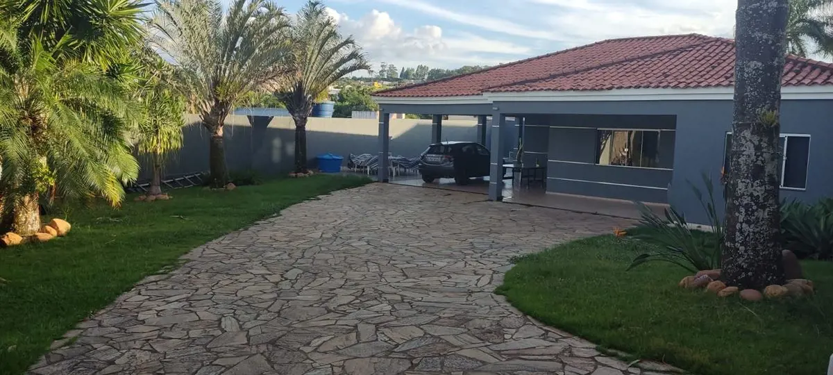 Vendo Casa em Condomínio de Alto PadrãoExcelente casa disponível em condomínio d...