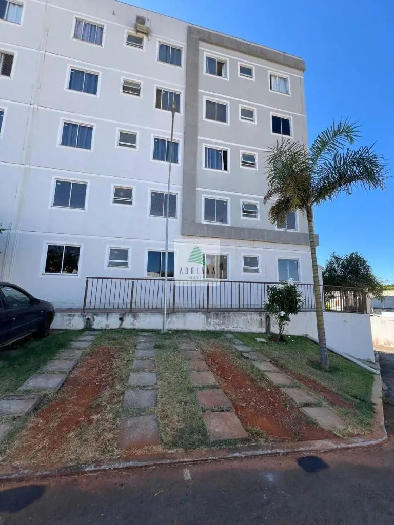 2 quartos , sala, banheiro social, cozinha, área de serviços, 1 vaga de garagem ...