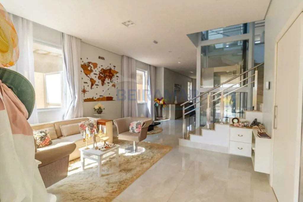 Casa de Alto Padrão com 5 Quartos à Venda no Residencial Damha I Uma verdadeira ...