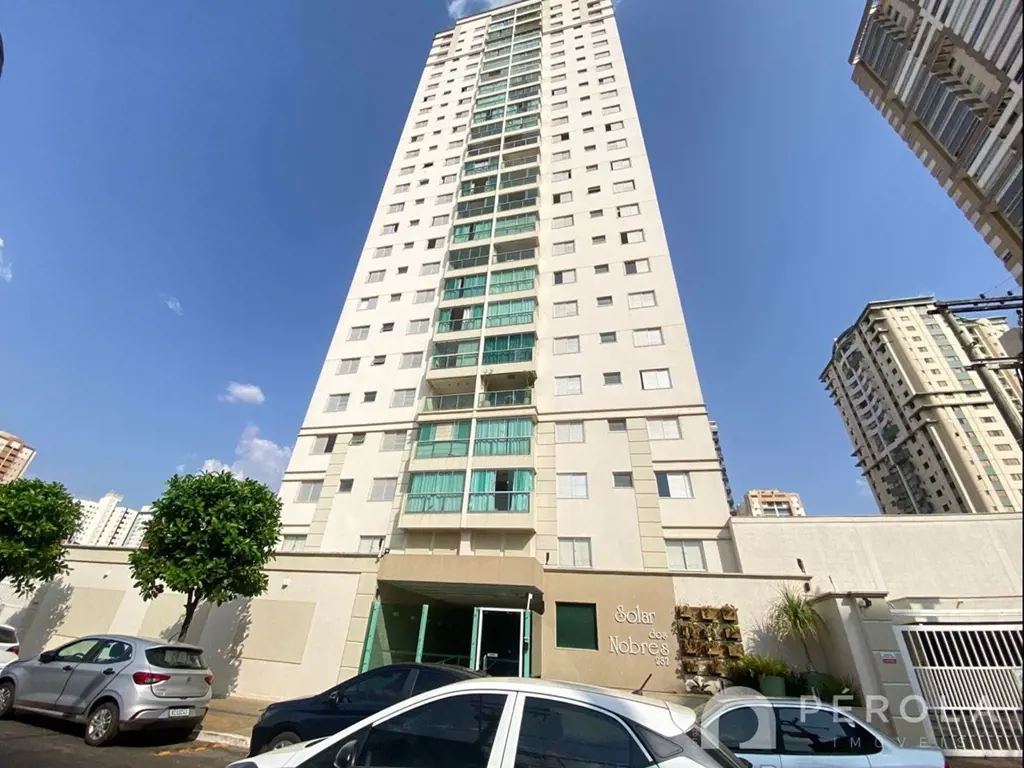 Apartamento com três suítes sendo duas tipo americana, sala para dois ambientes,...