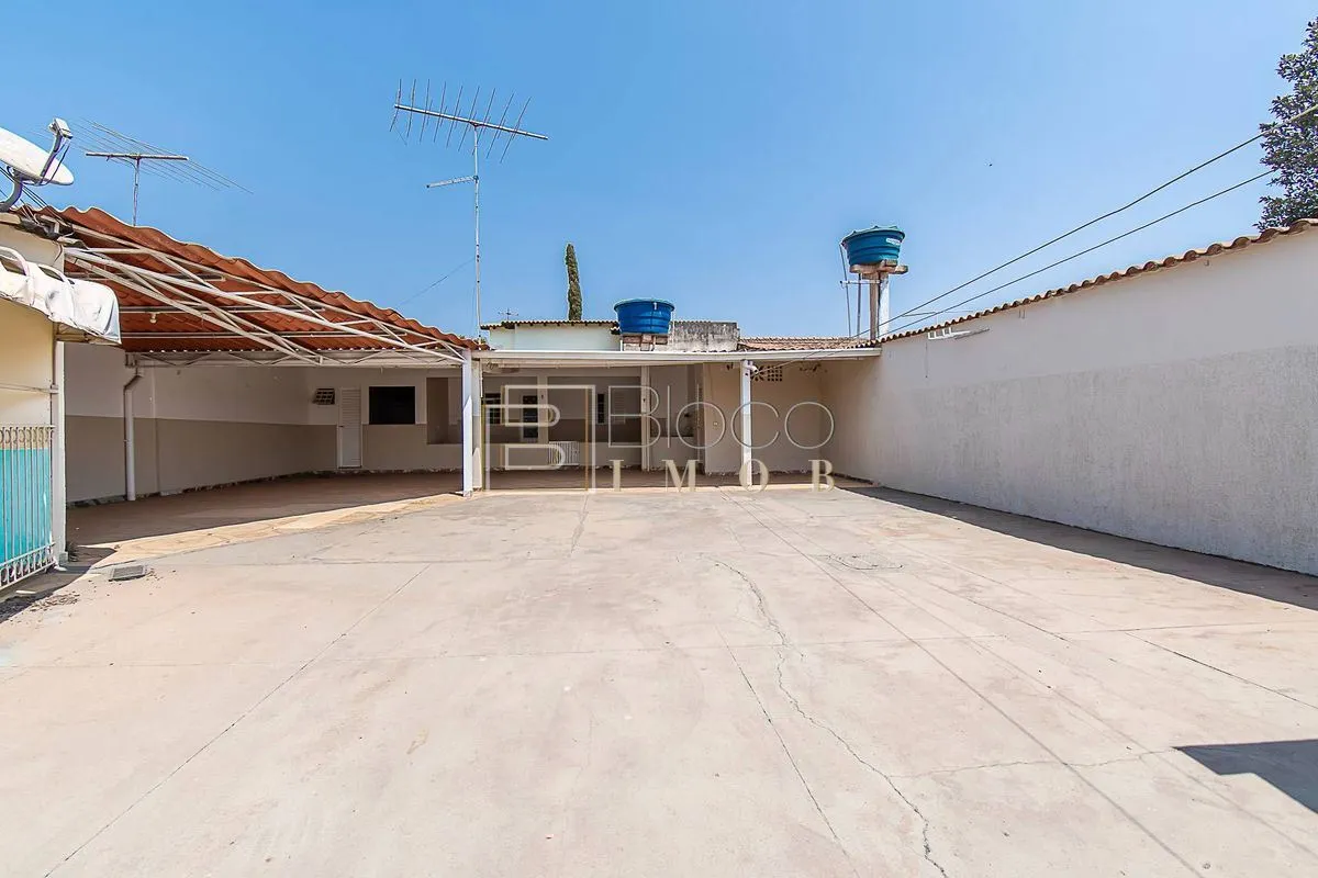BLOCOIMOB OFERECE : 3 Casas no mesmo lote, Condomínio Verde Vale.1ª Casa;Casa Pr...
