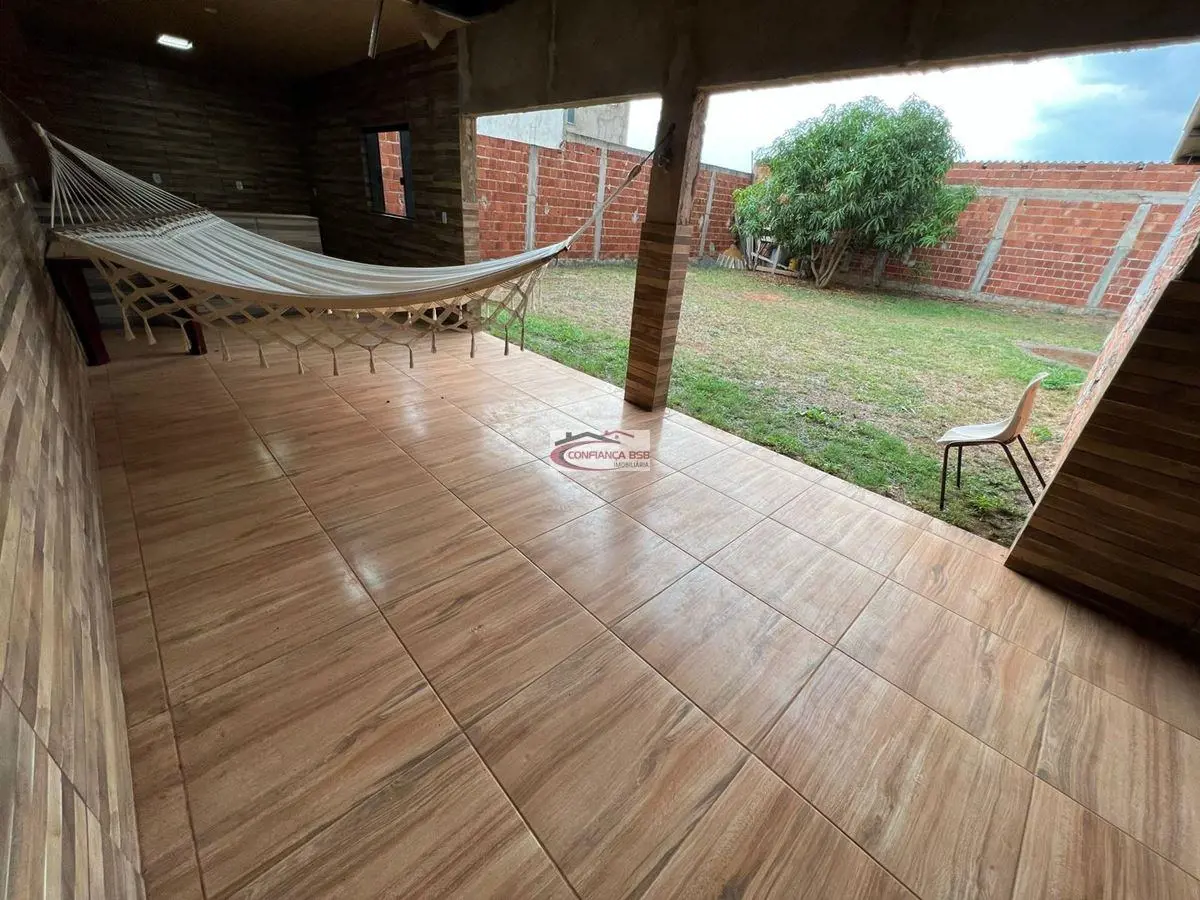 EXCELENTE CASA PARA VENDA NA CÔLONIA AGRÍCOLA 26 DE SETEMBROLocalizada na rua 03...