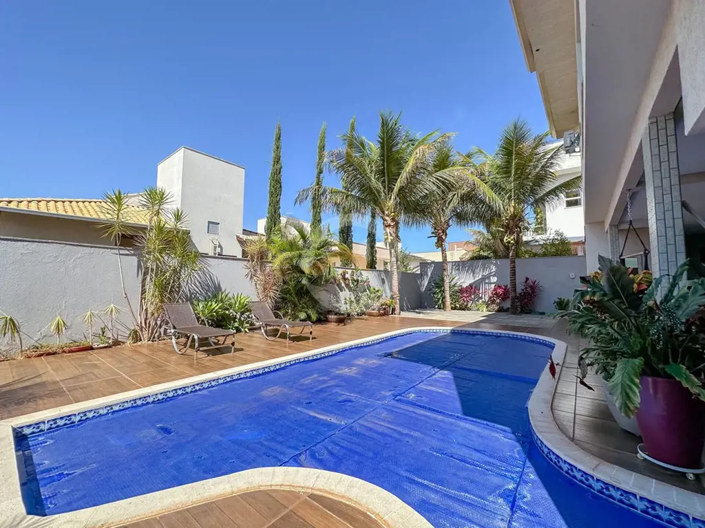 Esse sobrado Alphaville é simplesmente incrível, com tantos detalhes impressiona...