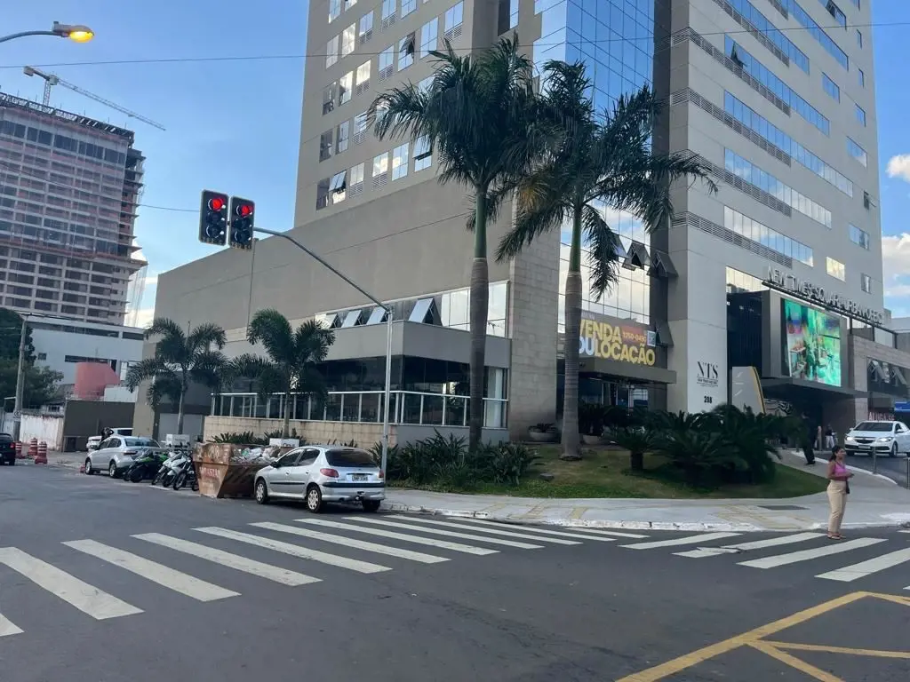 Espaço corporativo com térreo e mezanino para aluguel.São 509,36m² de térreo e m...