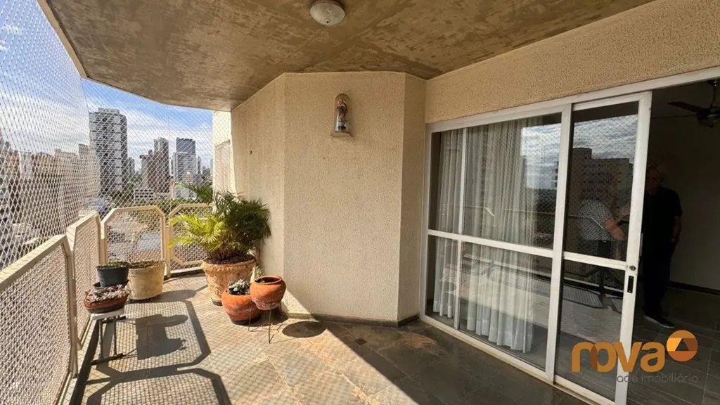 Apartamento 4 quartos com 4 suítes no setor oeste, andar alto, nascente, vista d...