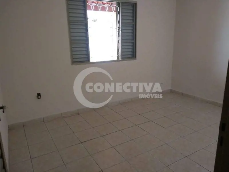  Comentários do corretor: Casa geminada - Rua toda habitada e muito tranquila em...