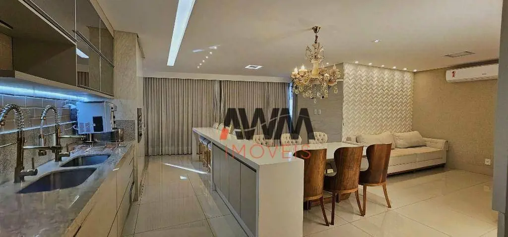 Apartamento 3 suítes - MOBILIADO Localizado entre praça do Sol e Praça Tamandaré...