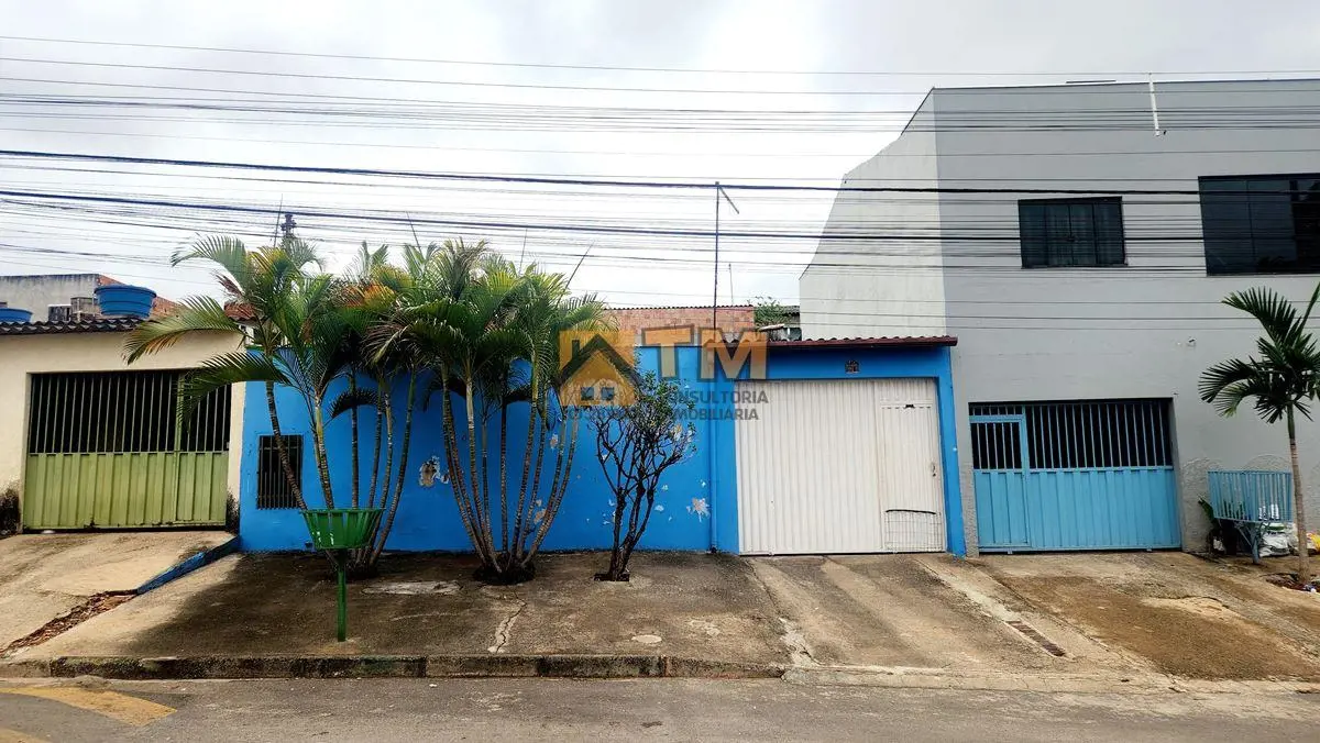 TM CONSULTORIA IMOBILIARIAVENDE:EXCELENTE CASA COM 3 QTOS, NA QUADRA 203 DO BAIR...