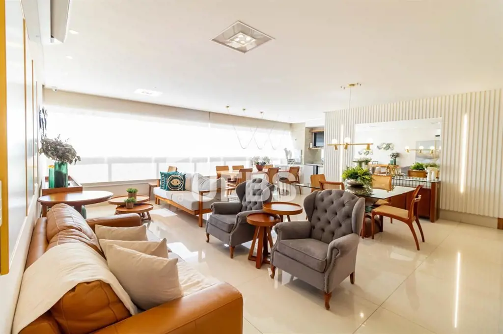 COD U-0013061 - Viva o luxo e a praticidade de morar no coração do Setor Bueno!D...