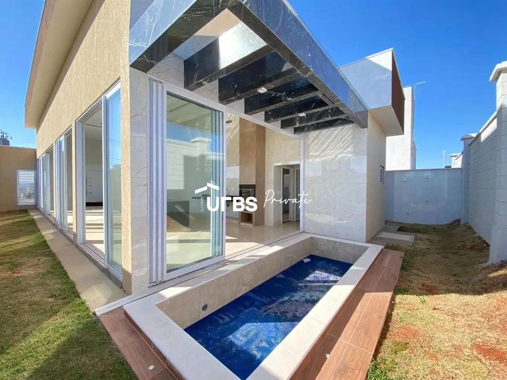 COD U-0008151 - Incrível casa com acabamentos em porcelanato, esquadrias de alum...