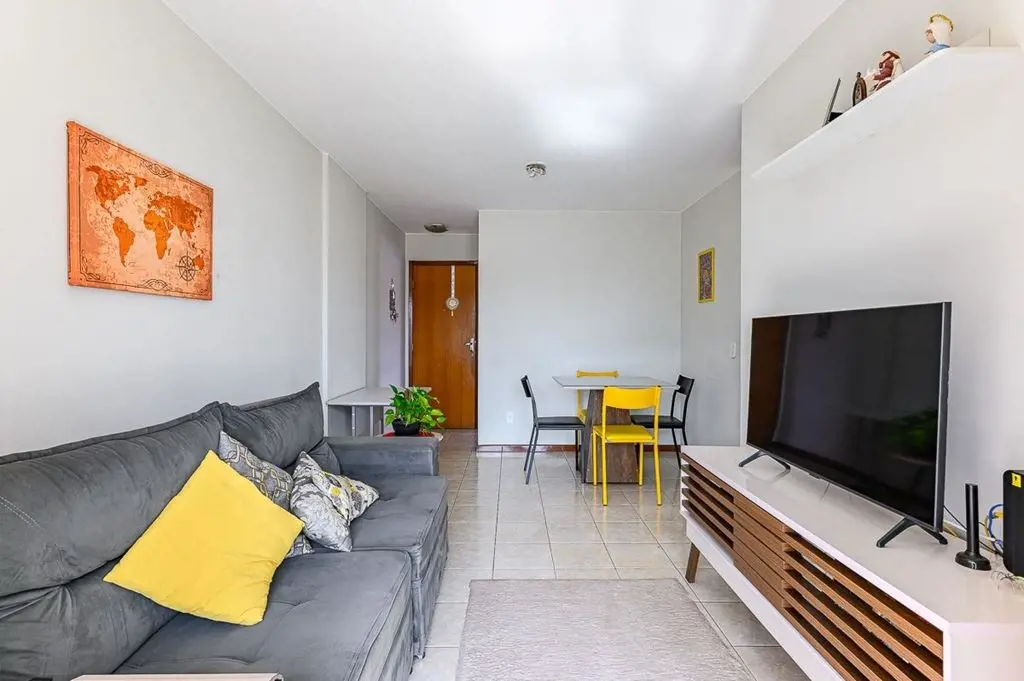 Apresentamos lindo apartamento composto por 2 quartos sendo 1 suíte e banheiro s...