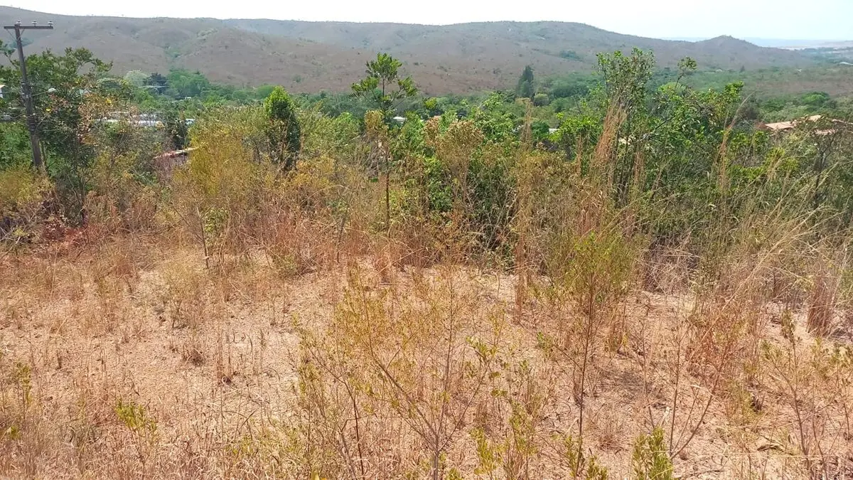 Solar Da Serra Quadra S - Lote 1 com 1.300m²Lote com 1.300m² incluindo uma peque...