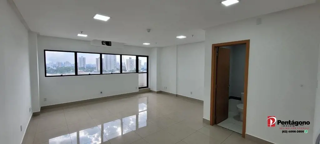 Sala 45,57 m² de área útil com 01 banheiroVaga de garagem rotativa para maior co...