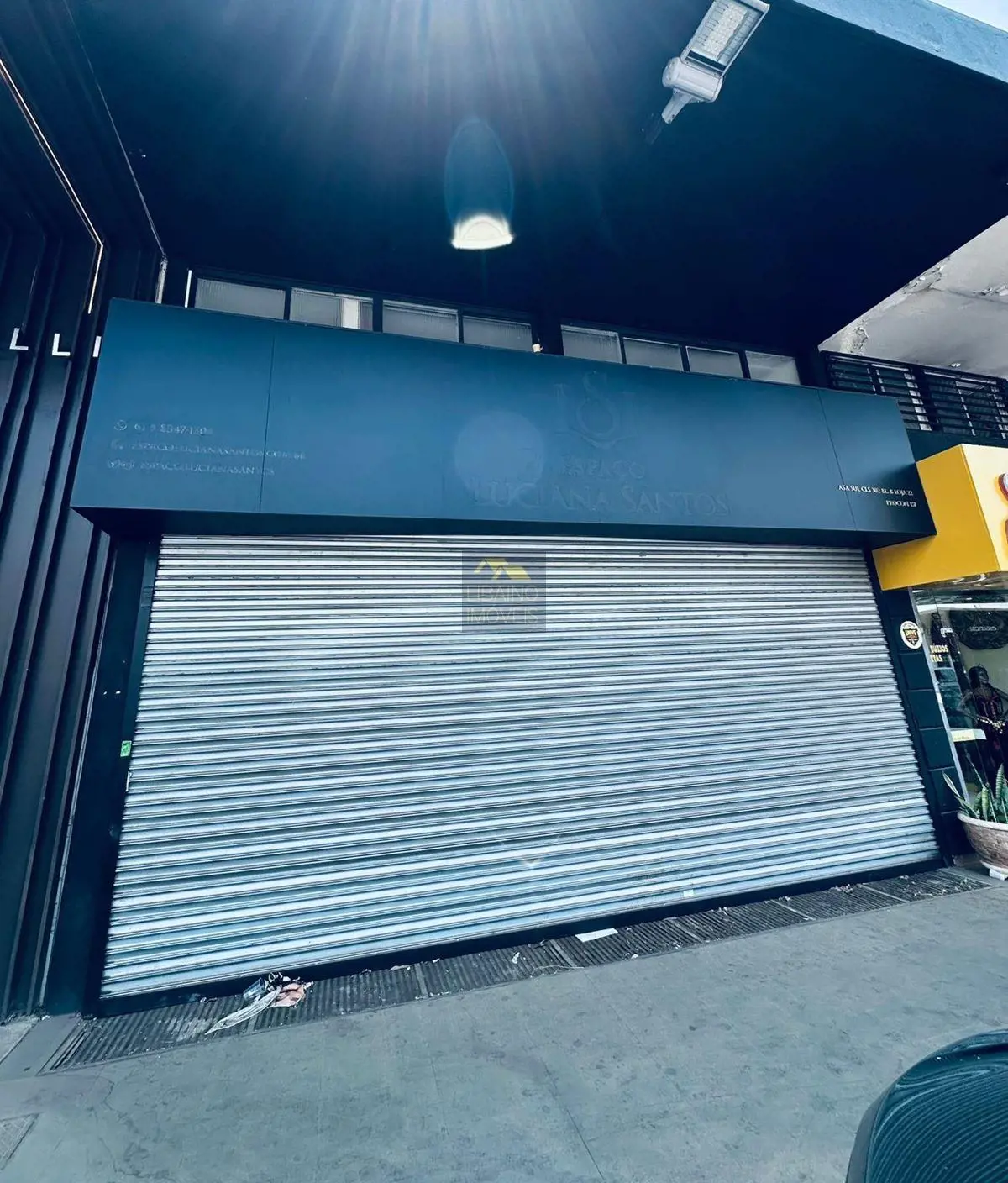 Alugo loja no CLS 302 bloco B, com 210 metros de área útil, sendo composta por l...