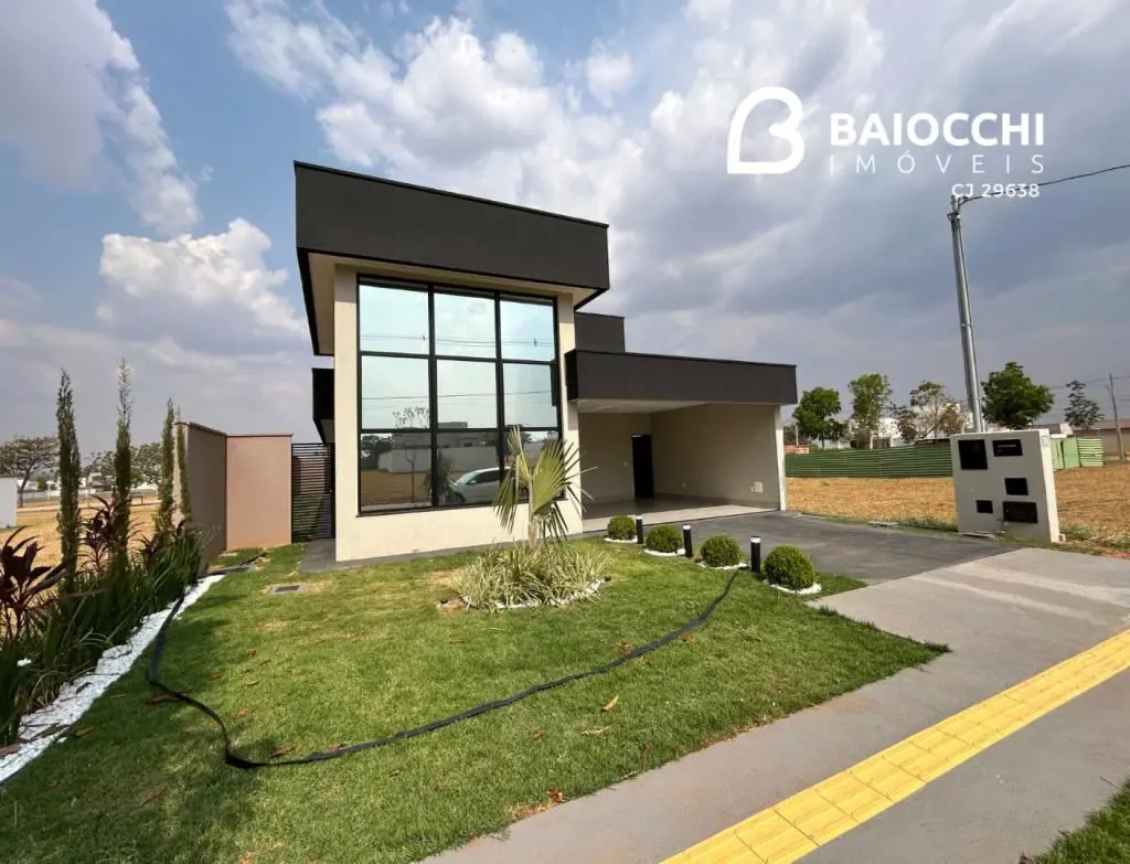 Terreno: 360m2Casa: 180m2Residência Alto PadrãoSol poenteÁgua quente com boilerE...