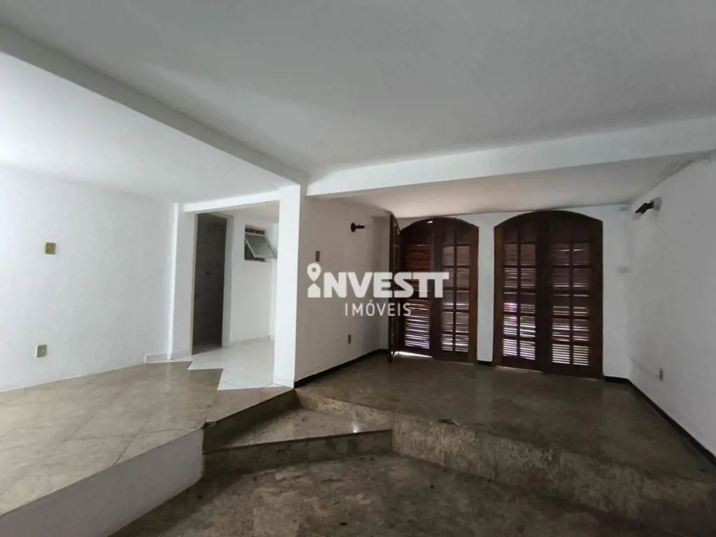 LOCALIZAÇÃO:Em localização, próximo a Faculdades, Br-153, aeroporto, Rodeado à u...