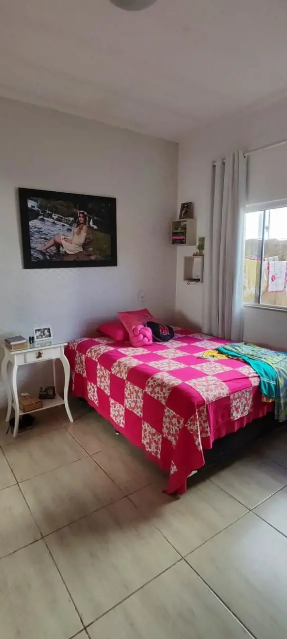 Casa 3 suites ,sala ampla, quiosque com churrasqueira, gar. 3 carros, area convi...