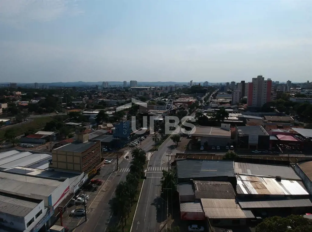 COD U-0004823 - Prédio Comercial de três andares ;Sendo 09 salas no 1° e 2° anda...