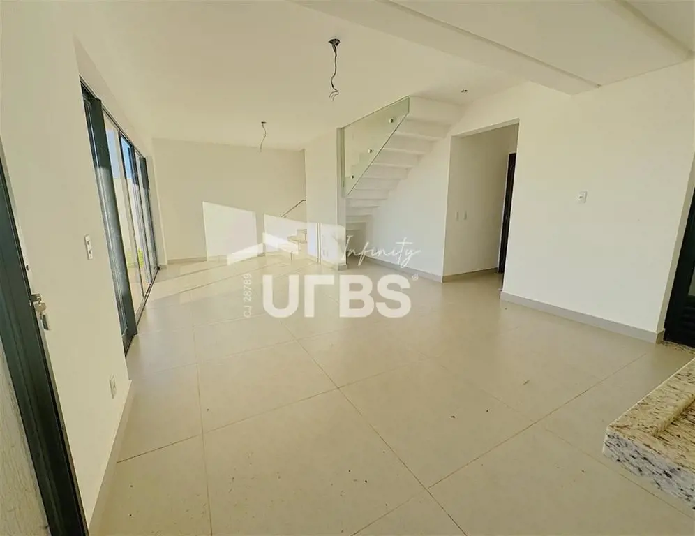 COD U-0011557 - Sobrado no Jardins Porto - Senador CanedoCasa sobrado no Jardins...