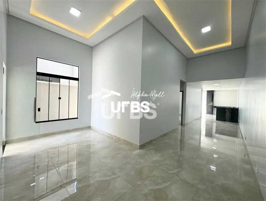 COD U-0012574 - Casa Térrea na Vila AlziraExcelente Casa Térrea na Vila Alzira!I...