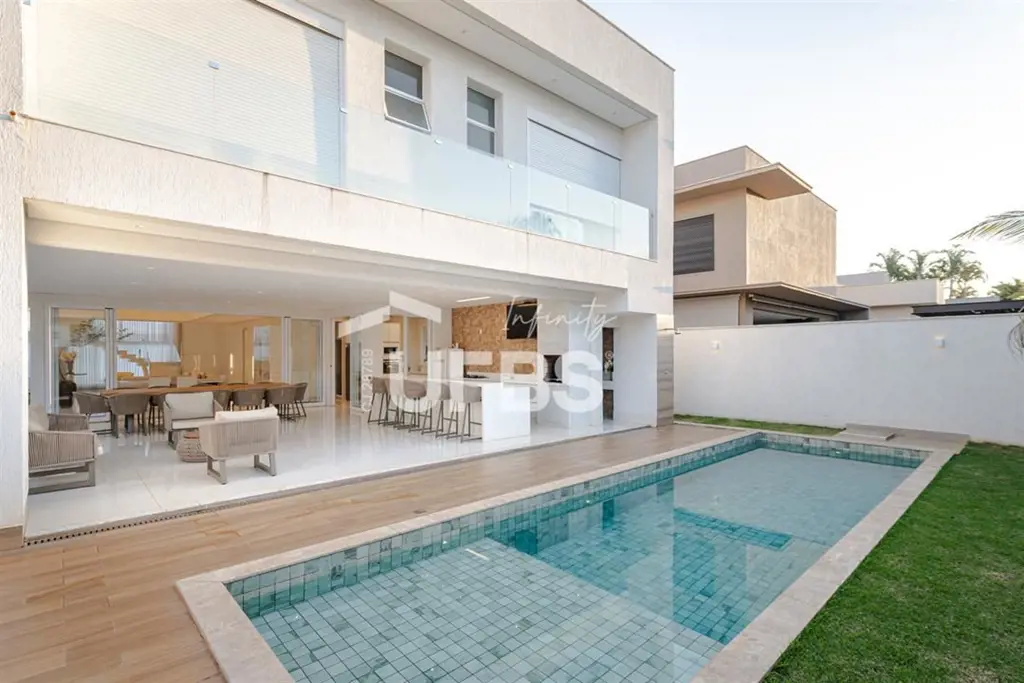 COD U-0012934 - Sobrado à venda no Jardins Verona com 3 suítes e piscina aquecid...