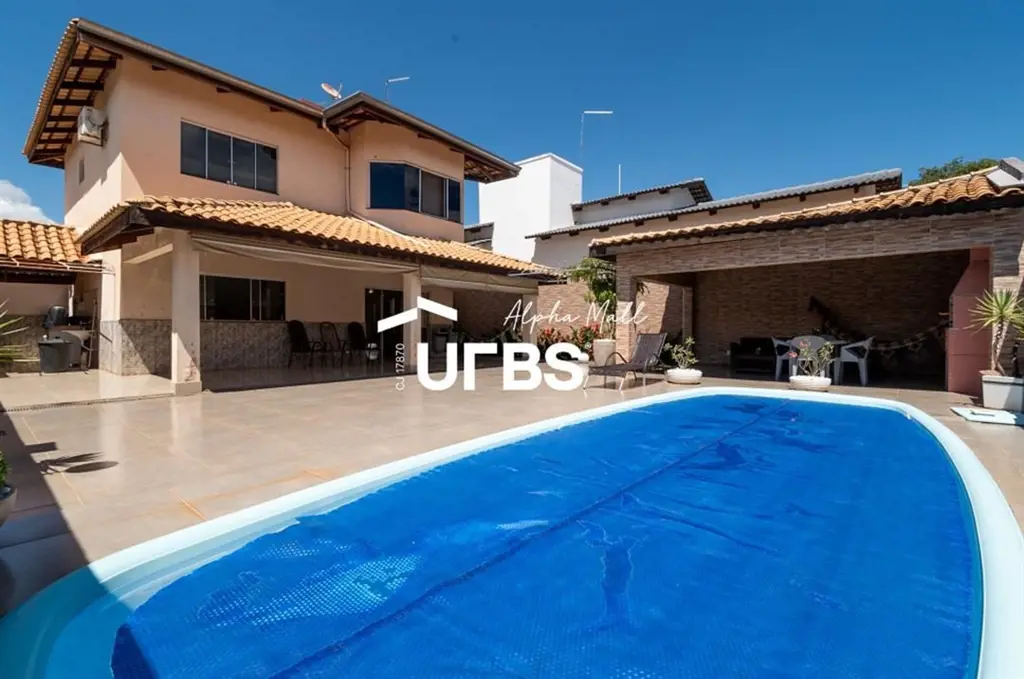 COD U-0011131 - Sobrado no Portal do Sol ICom uma área de construção de 260 m² e...