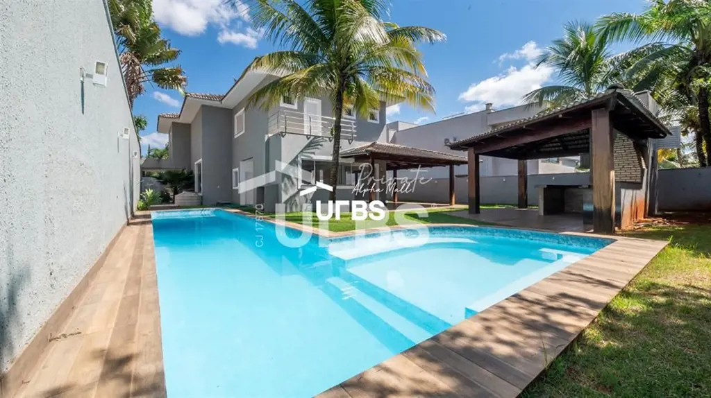 COD U-0004762 - Belíssimo sobrado está à venda no Jardins Paris. São 341,97m² de...