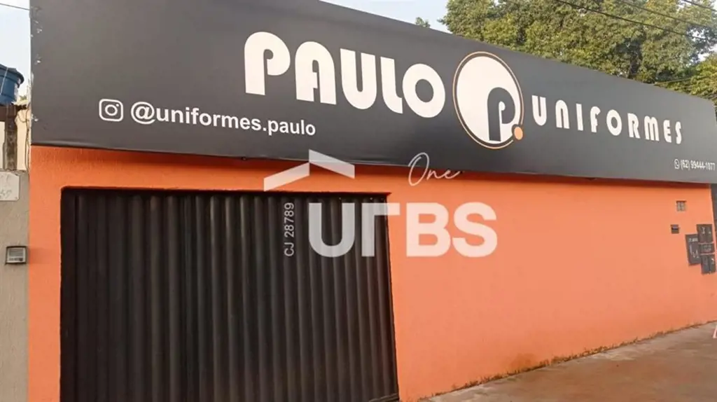 COD U-0006724 - Lote com 03 casas, abrange dois lados da rua de esquina.Ótima lo...