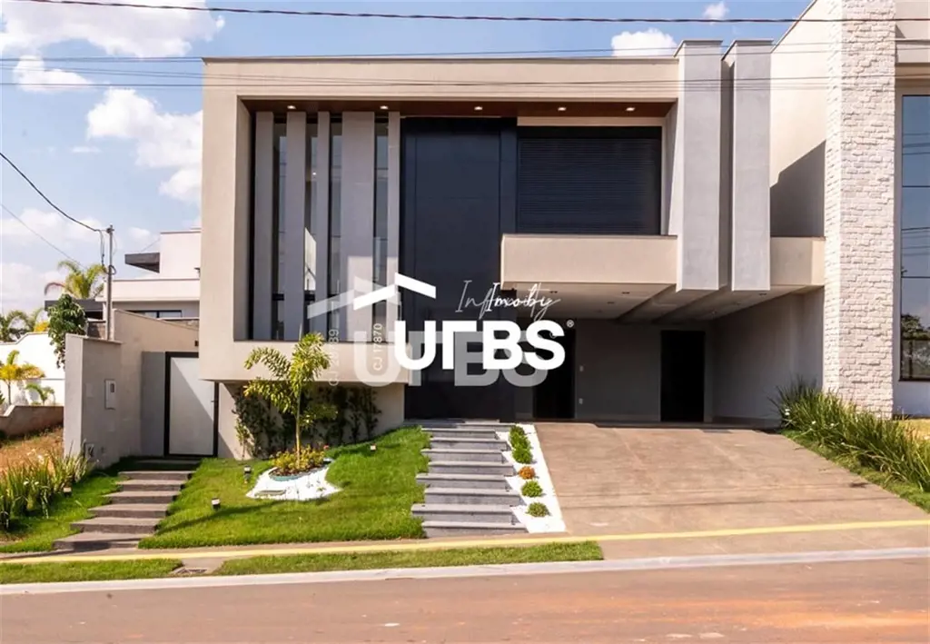 COD U-0012819 - Sobrado no Jardins Capri - Senador Canedo - GO305m² de lote e 25...