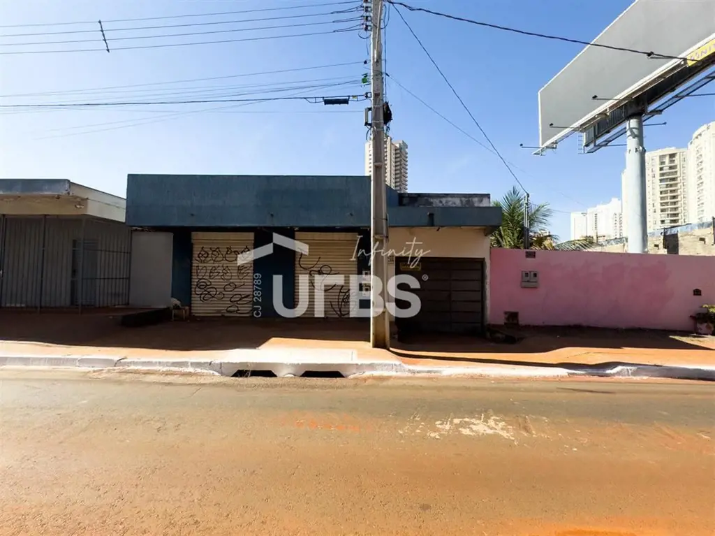 COD U-0012242 - Oportunidade Imperdível na Avenida Jamel Cecilio - ACEITA UM VEI...