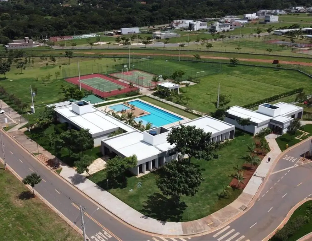 COD U-0006248 - Lote plano bem localizado no Terras alpha 2 com 300,31m² de área...