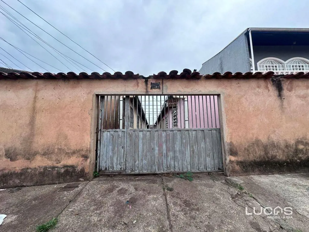 BAIXOU PARA R$ 250.000,00 Òtimo Lote e ótima quadra Com 06 kits que podem ser re...