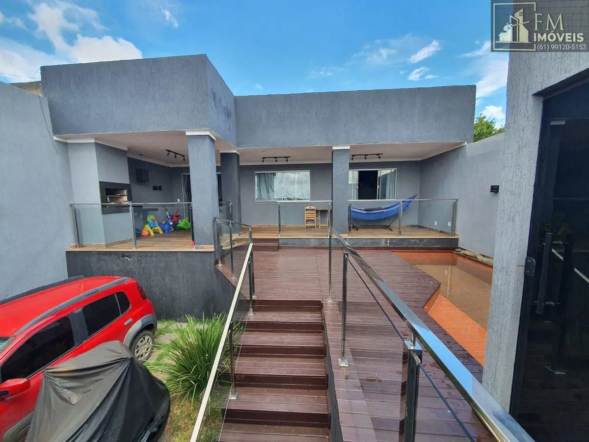 ARNIQUEIRA!Casa na SHA, Conjunto 04 de Arniqueira, Condominio Residencial Mirant...