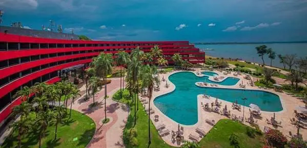 Flat Mobiliado no Golden Tulip - Exclusividade e Conforto às Margens do Lago Par...