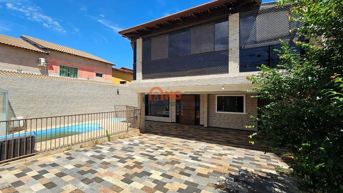 VENDO!!Localização: Muito boa Saída rápida para EPIA Imóvel: Casa funcional e mu...