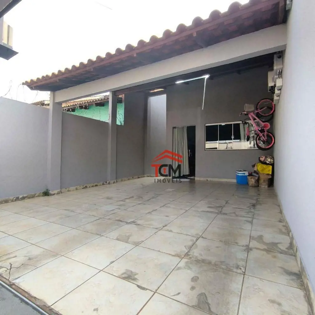 Casa a venda com estrutura para sobrado:Setor Monte Pascoal Quartos 3Suite 1Armá...