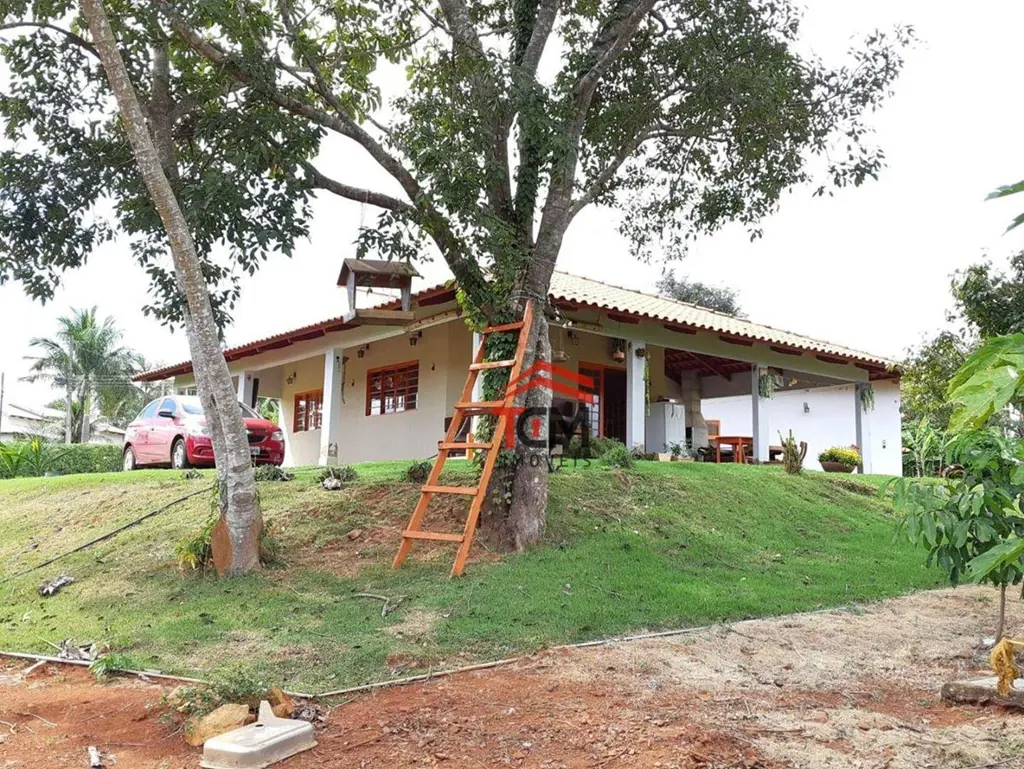 CONDOMÍNIO FECHADO ALTO PADRÃO -28 KM DE GOIÂNIA -------------------------------...