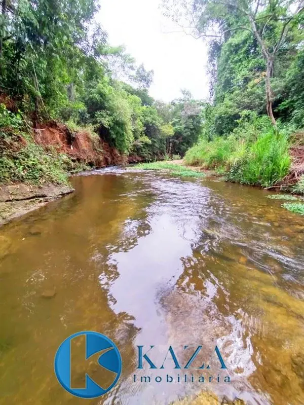 Excelente chácara em ótima localização, há apenas 13 km de Gama (DF) e há 18 km ...