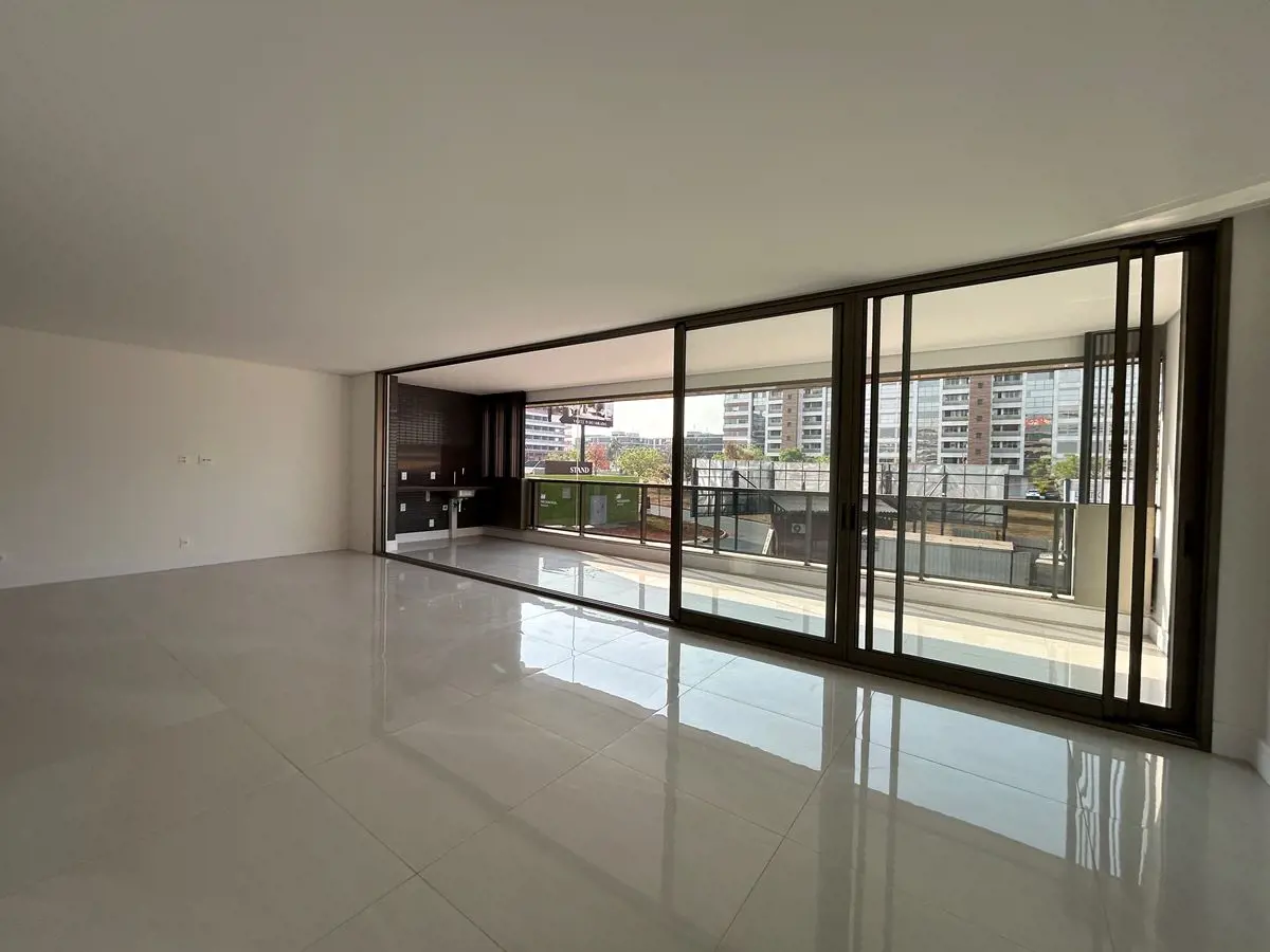 Belíssimo empreendimento na quadra SQNW 304. PRONTO PARA MORARApartamento novo à...