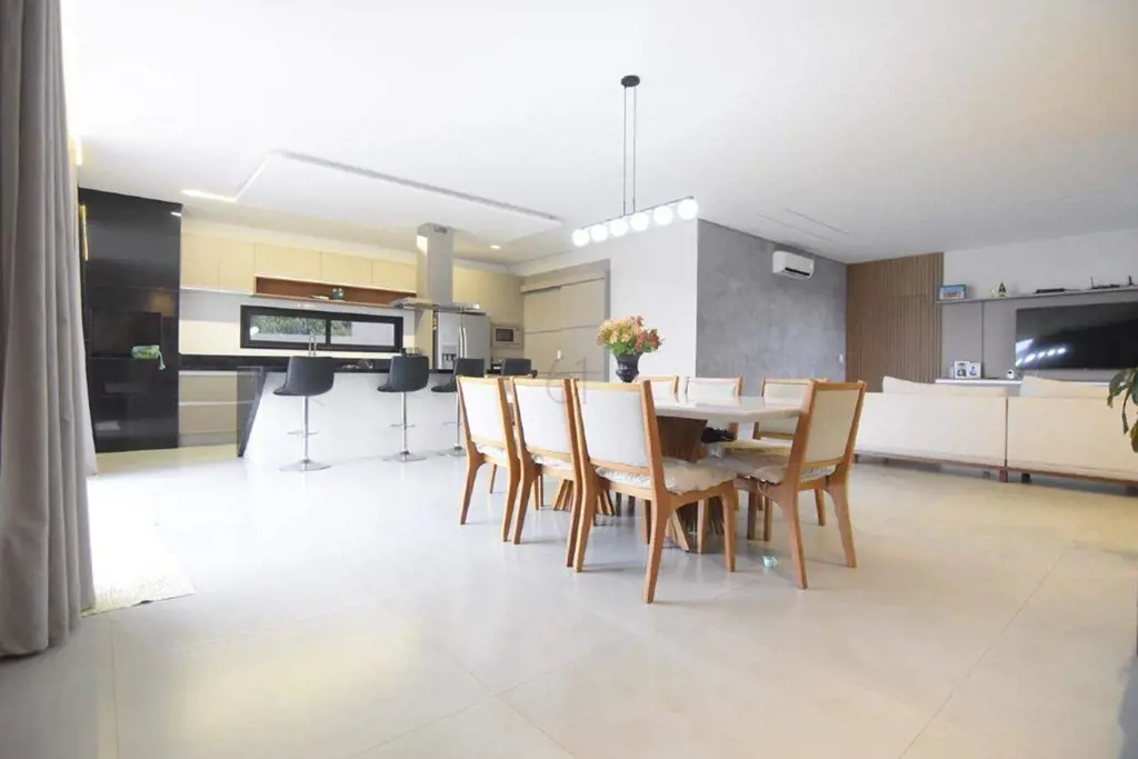 VENDO CASA MARAVILHOSA COM USINA DE GERAÇÃO PRÓPRIA DE ENERGIACasa incrível, com...