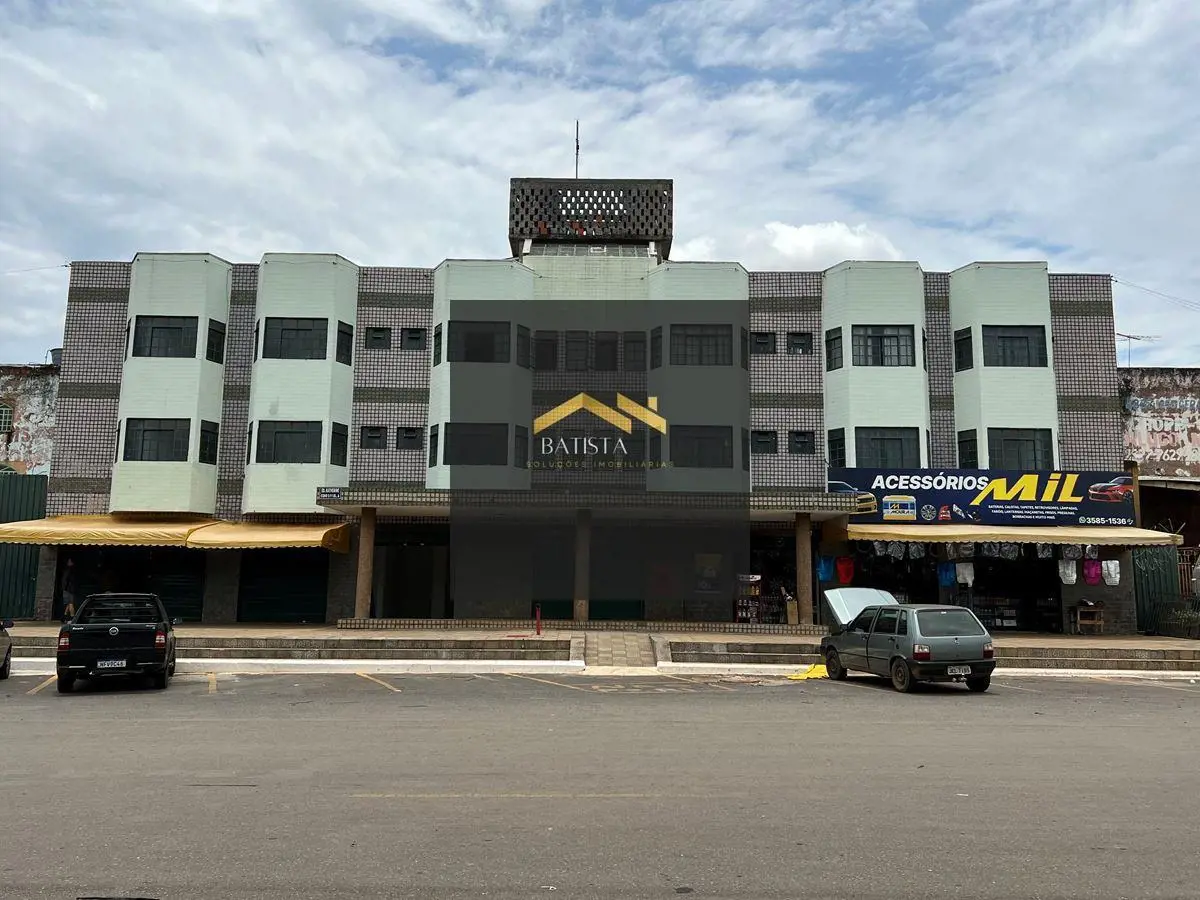 Atenção investidor, a Batista Soluções Imobiliárias vende excelente prédio local...