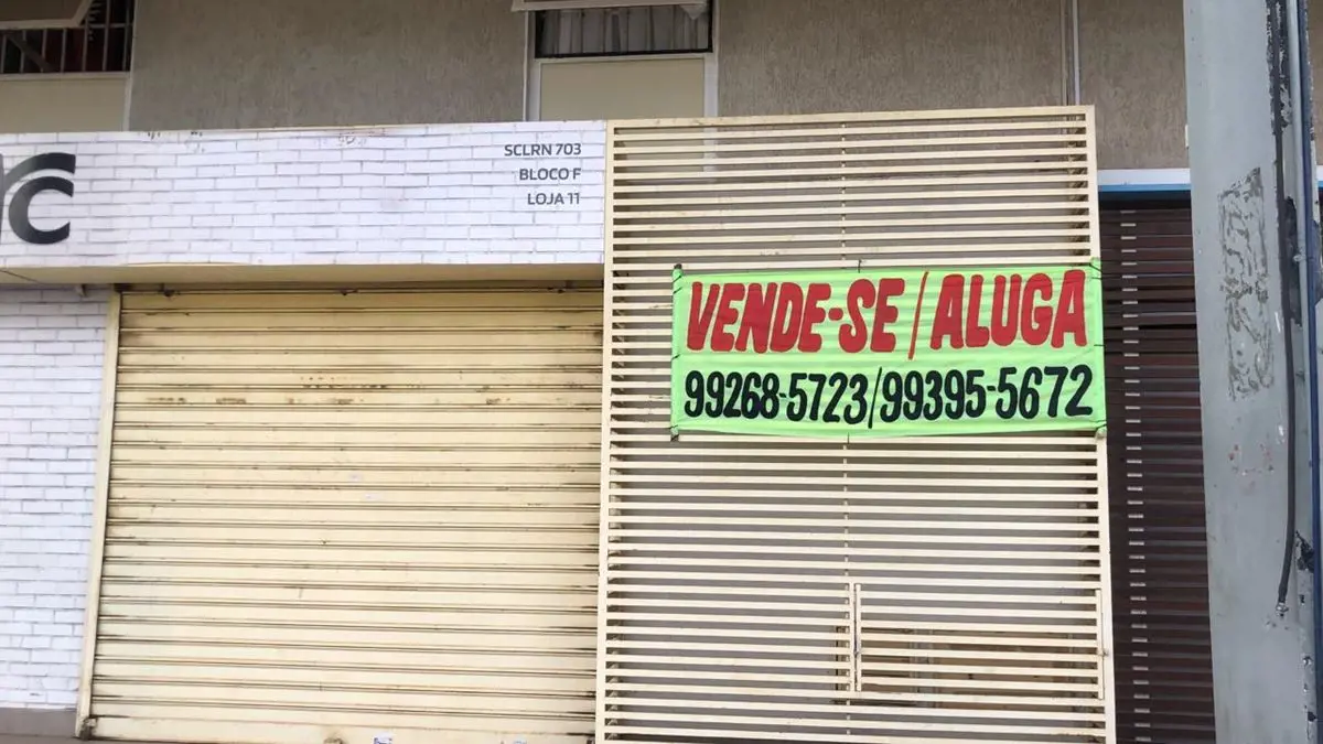 Oportunidade única!!Bom para investidor.OBS: loja está alugada, uma boa renda.Lo...