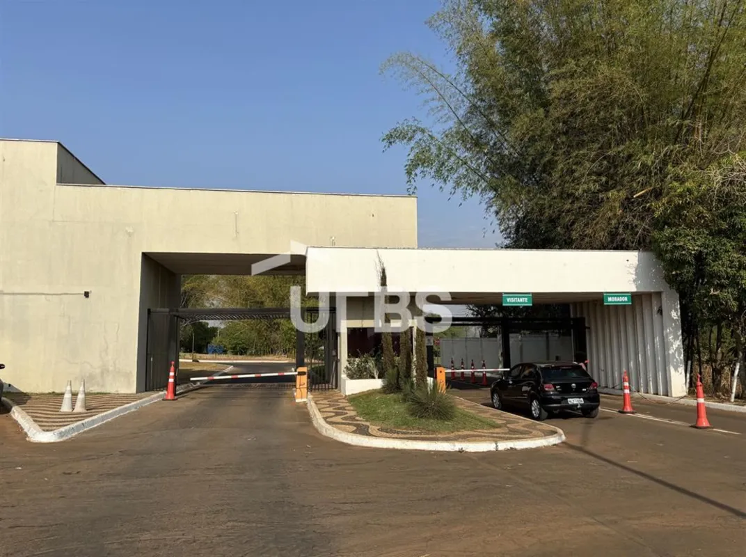 COD U-0013753 - Terreno em Abadia de Goiás – Excelente LocalizaçãoTerreno plano ...