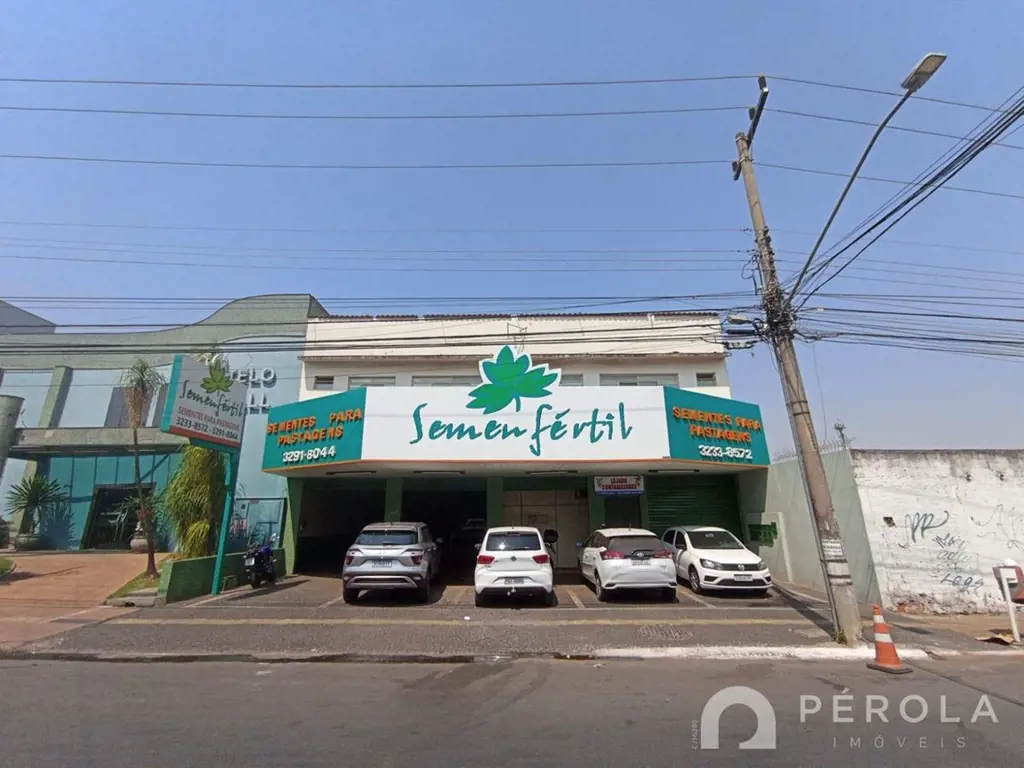 Sala comercial piso superior medindo 42m² com escritório e um banheiro. Estacion...