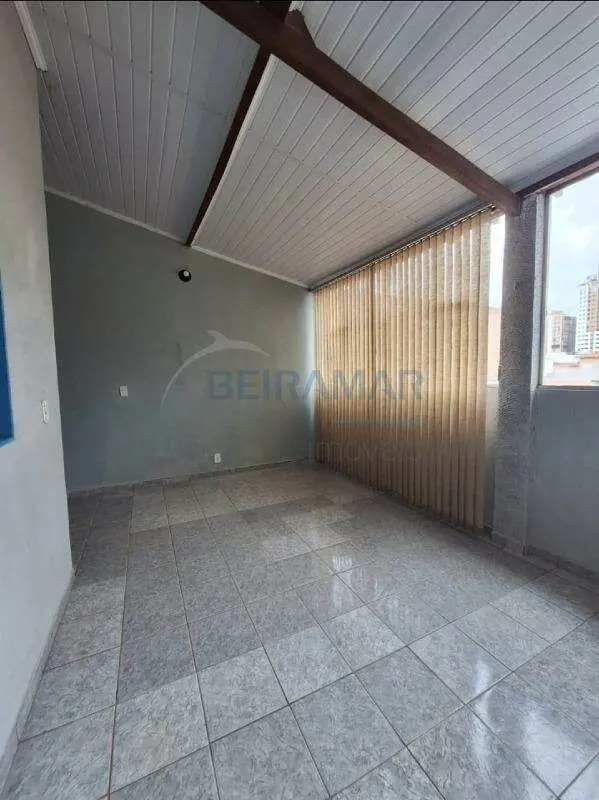 Loja integrada em um prédio com 2 apartamentos 1 quarto à Venda - QSB 12Oportuni...