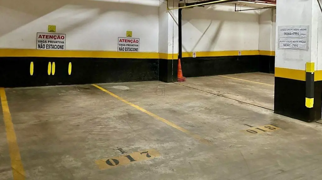 Vaga de Garagem à Venda no Edifício Financial Center Parking - Setor Bancário Su...