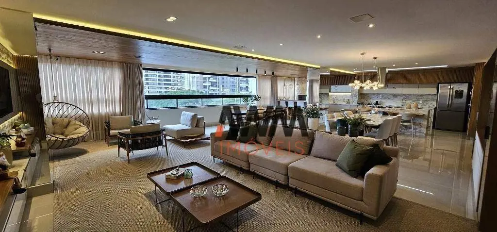 IMPERADOR LOURENZZO- Apartamento com 4 suites com sala para 4 ambientes localiza...
