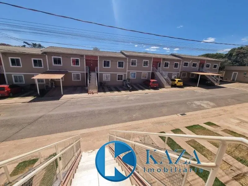 Venha conhecer esse Ótimo Apto, em condomínio fechado com área de laser, local s...