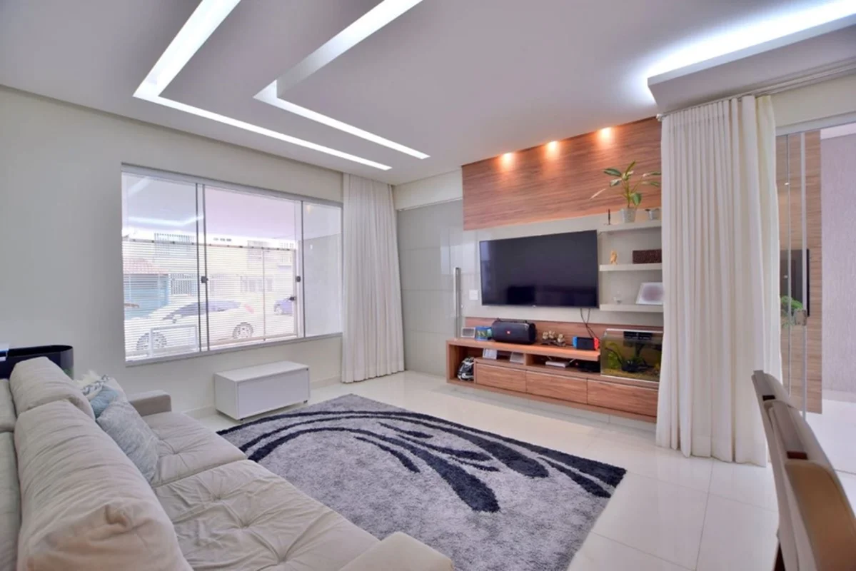 APRIMORE IMOBILIÁRIA VENDE COM EXCLUSIVIDADE:QE 17 Casa térrea, moderna e perfei...